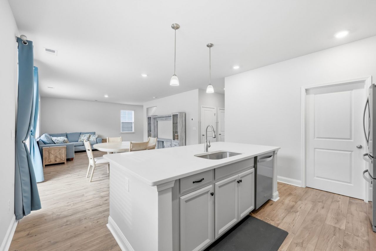 3283 Moss Bridge Ln. Photo 9