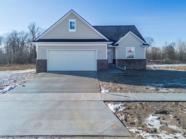2339 Clifden, Davison, MI 48423