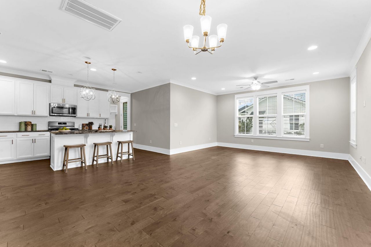 232 Summers Drive Photo 10