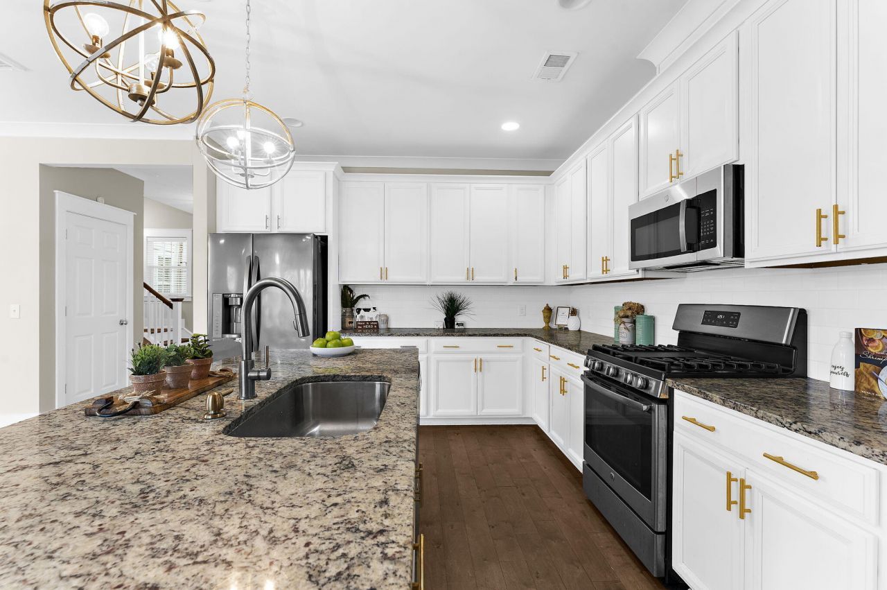 232 Summers Drive Photo 16