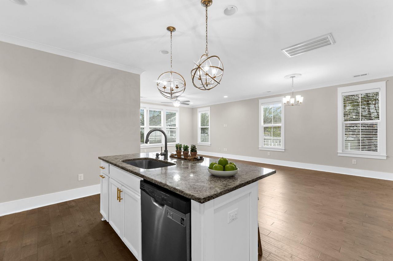 232 Summers Drive Photo 19