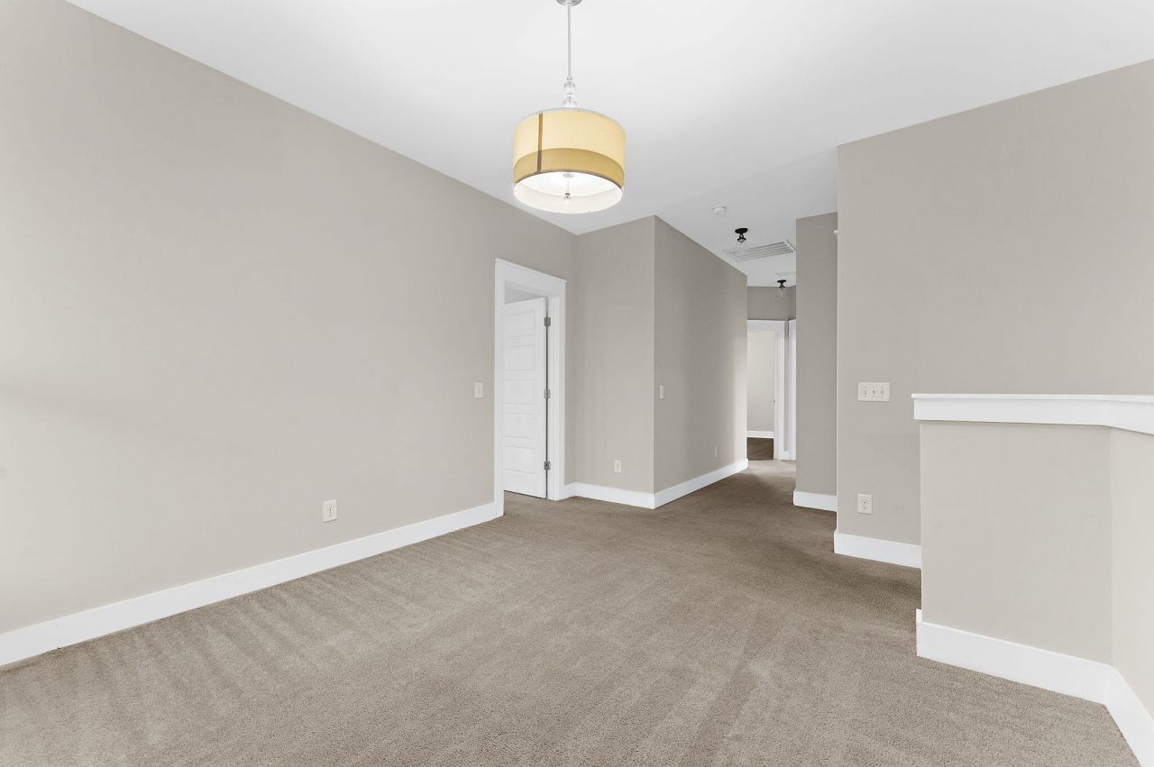 232 Summers Drive Photo 28