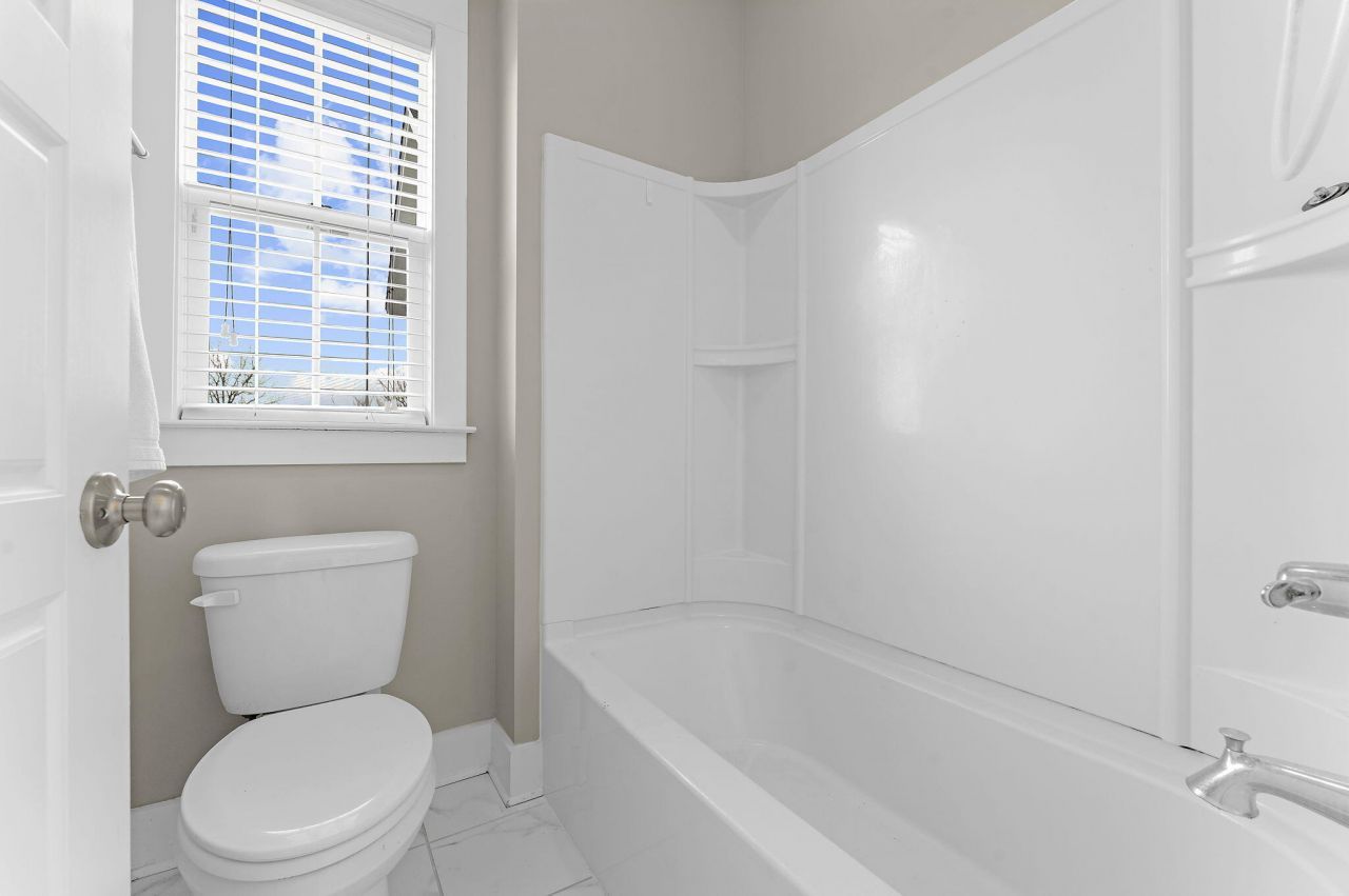 232 Summers Drive Photo 45