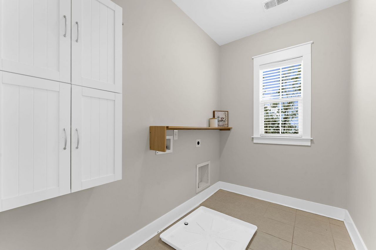 232 Summers Drive Photo 46