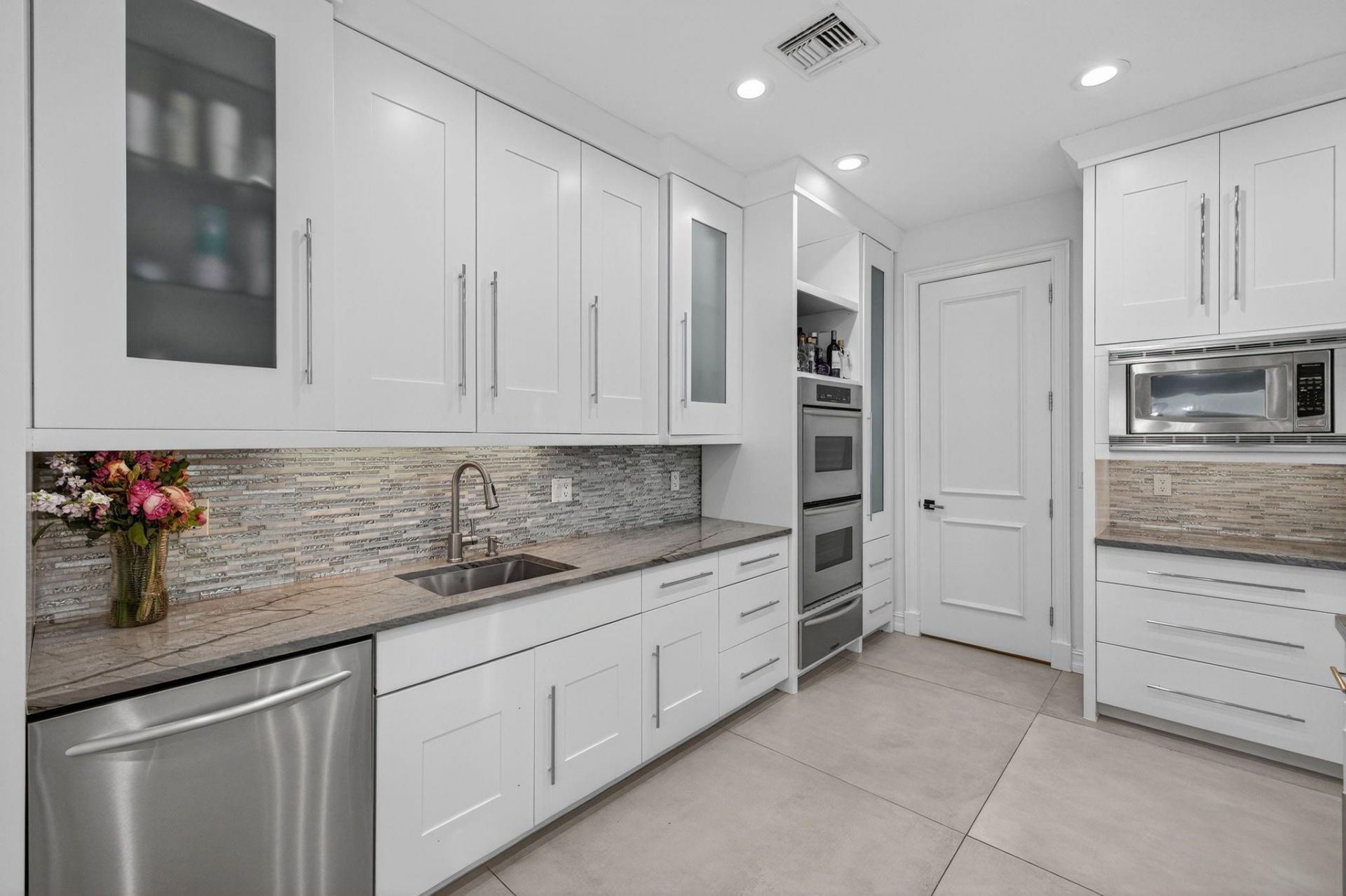 2614 Castilla Isle, Fort Lauderdale, FL 33301 Photo