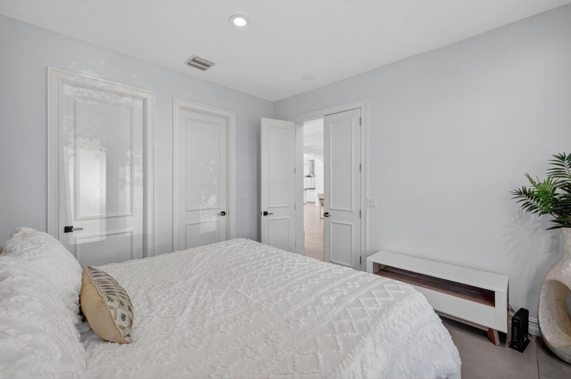 2614 Castilla Isle, Fort Lauderdale, FL 33301 Photo