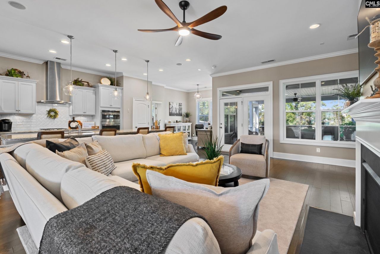 417 Brookridge Drive  Photo 5