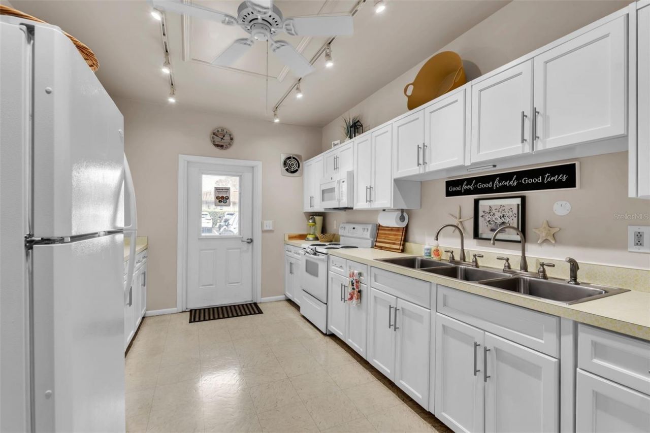 3215 Mercer Road, Bradenton, FL 34207 Photo