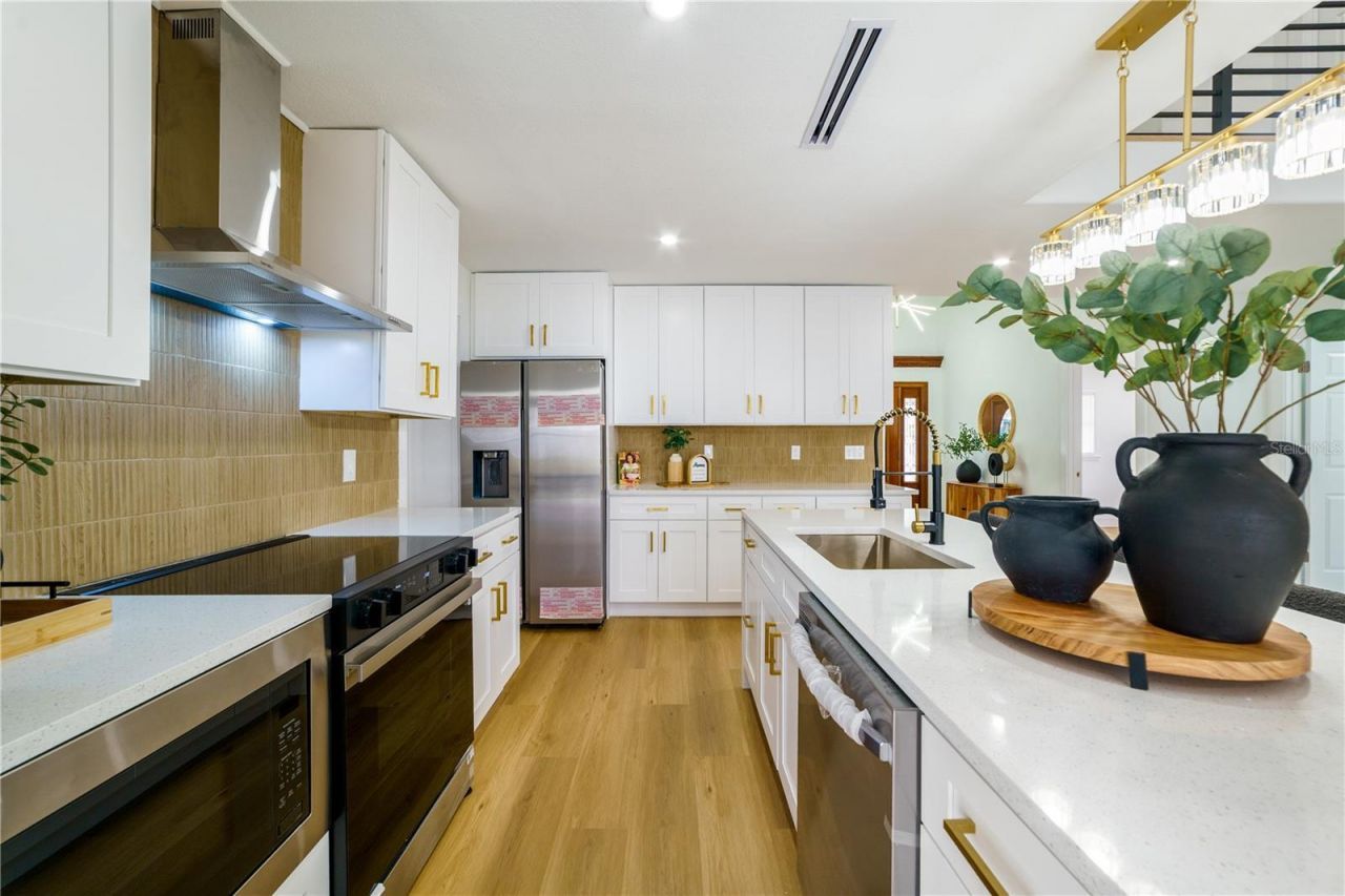 3149 N Canal Drive , Palm Harbor, FL 34684 Photo