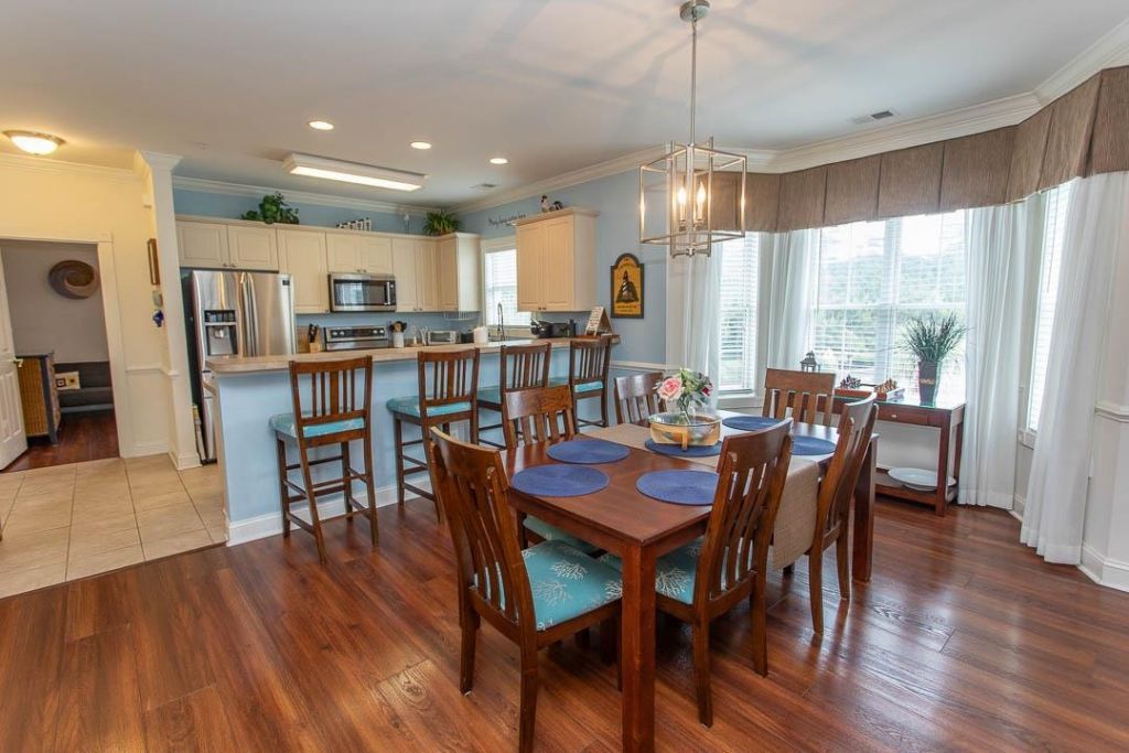 4861 Luster Leaf Circle  Photo 10