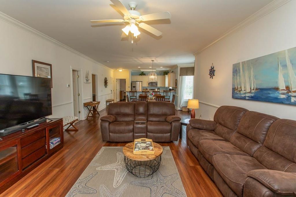 4861 Luster Leaf Circle  Photo 12