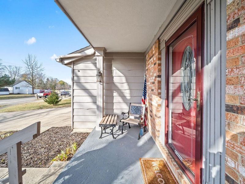 2062 Decker Court, Columbus, OH 43235 Photo 9