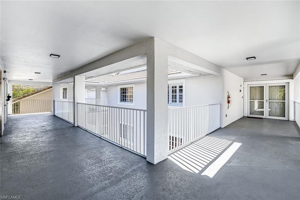 760 Waterford Dr, Unit 303, Naples, FL 34113 Photo