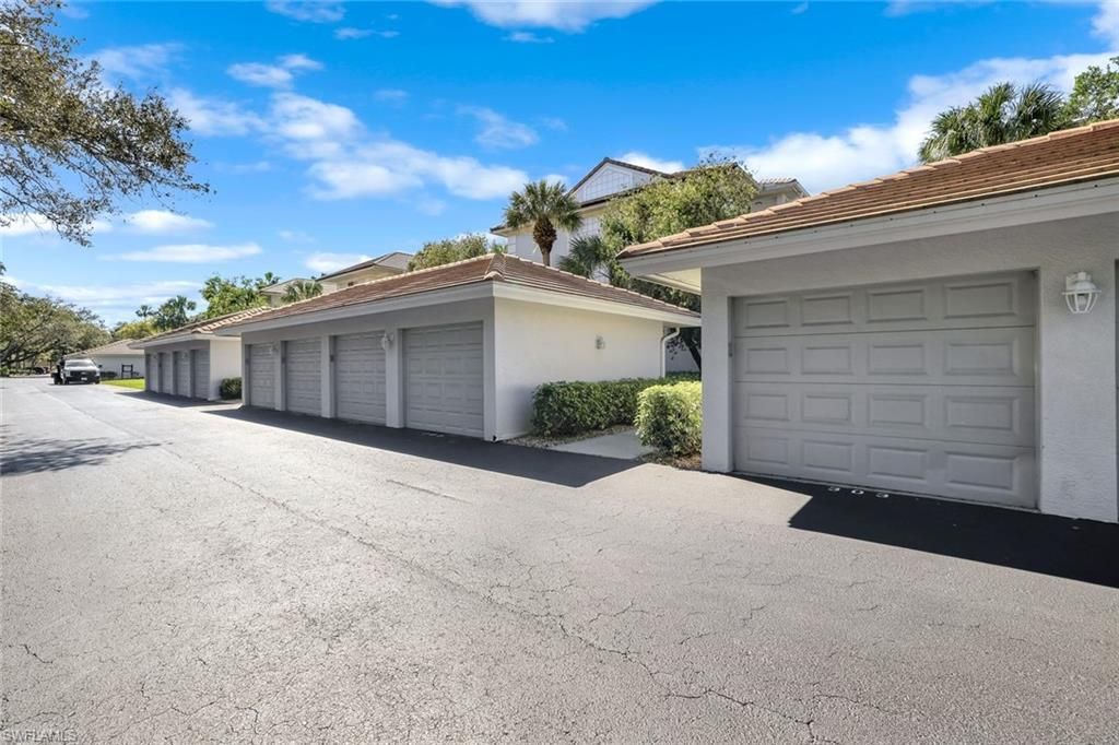 760 Waterford Dr, Unit 303, Naples, FL 34113 Photo