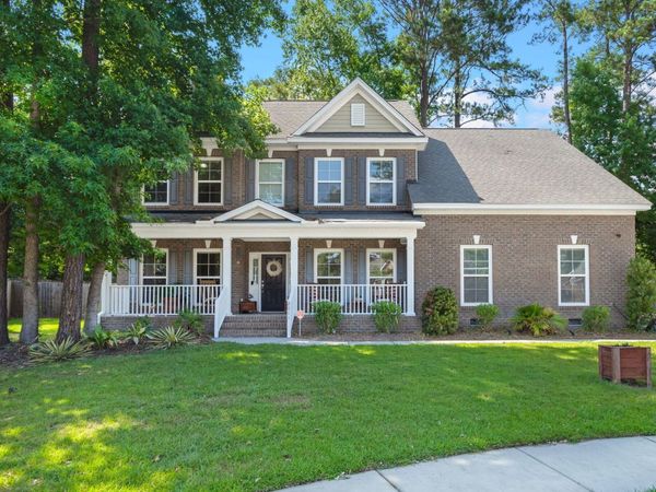 2015 Gunpowder Court, Summerville, SC 29485