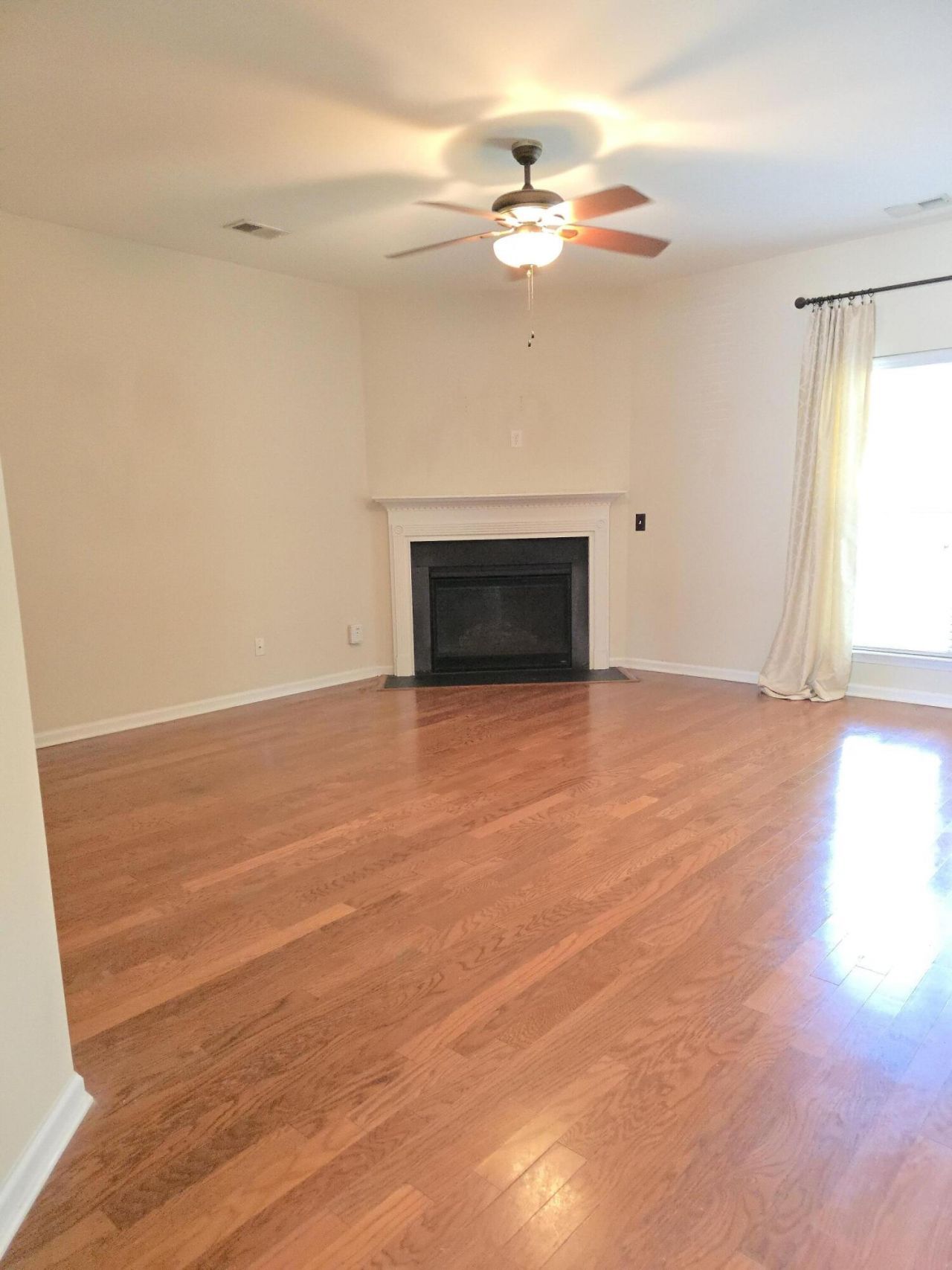 2015 Gunpowder Court Photo 14