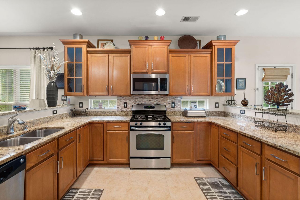 2015 Gunpowder Court Photo 17