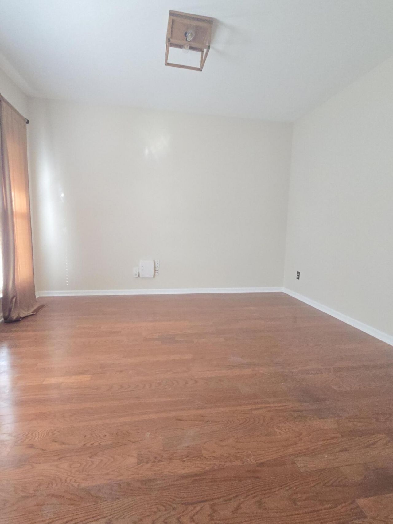 2015 Gunpowder Court Photo 8