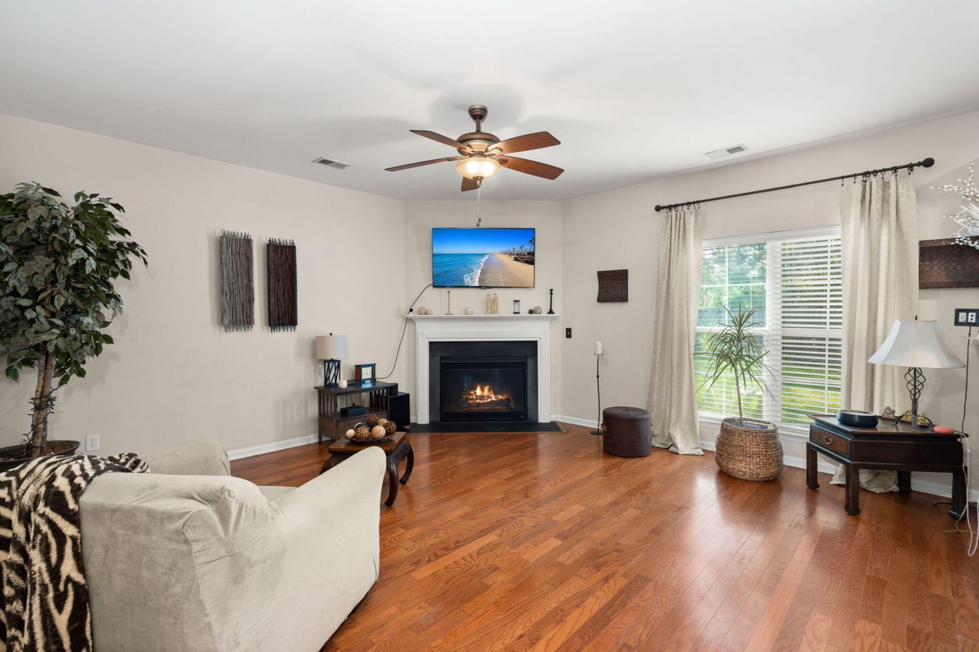 2015 Gunpowder Court Photo 9