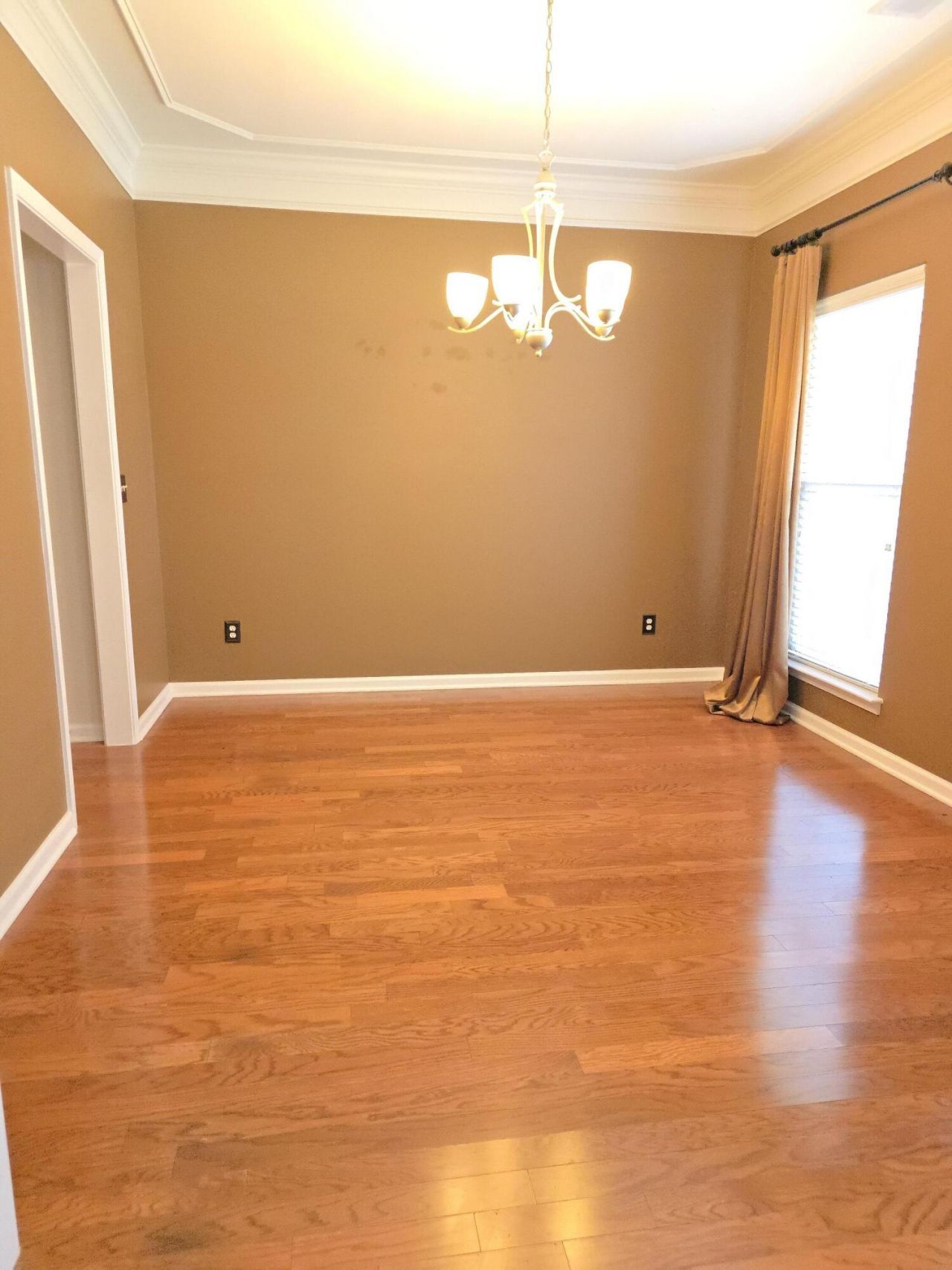 2015 Gunpowder Court Photo 9