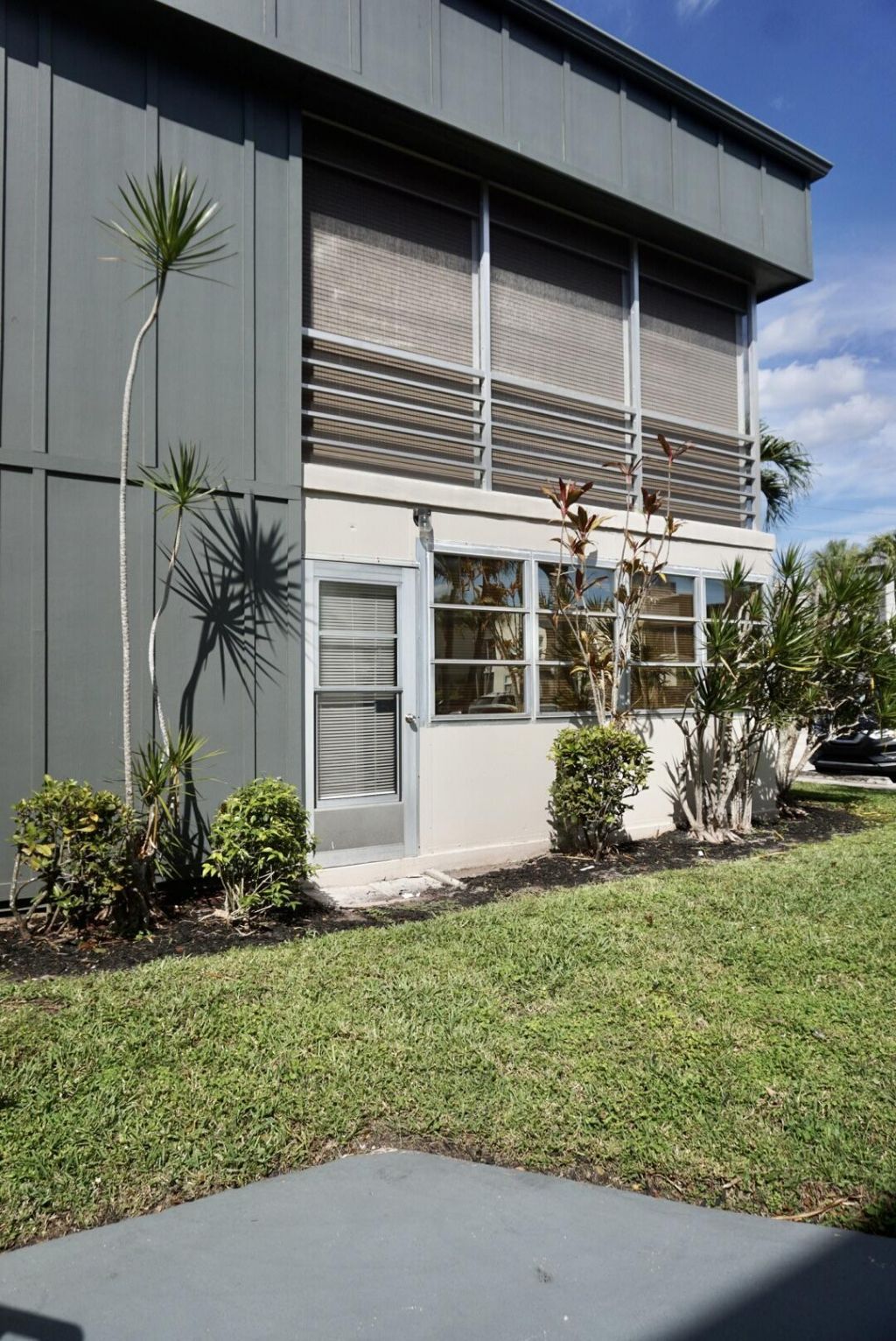 307 Burgundy, Unit G, Delray Beach, FL 33484 Photo