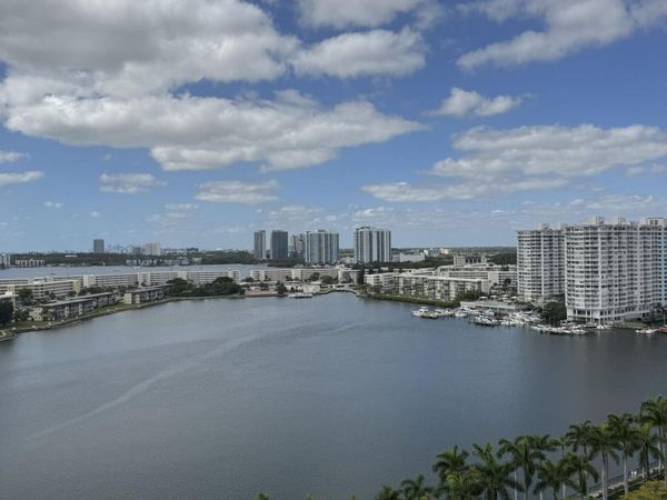 2851 NE 183rd Street, Unit 1710e, Aventura, FL 33160