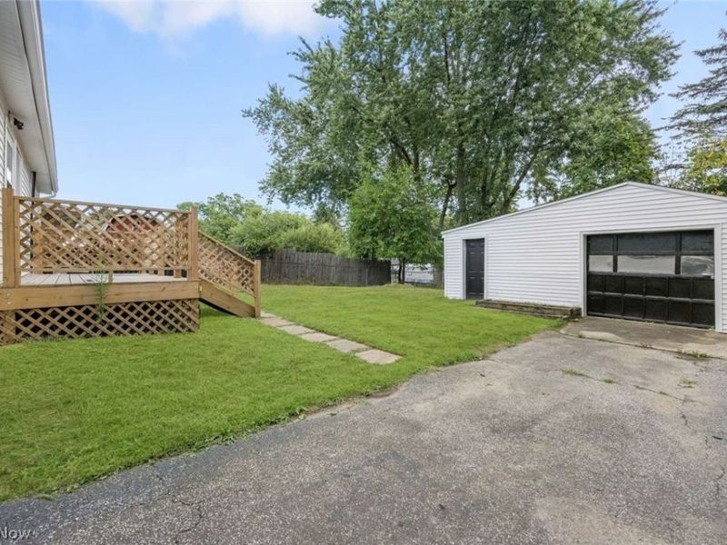 1357 Shanafelt Avenue, Akron, OH 44312 Photo 4