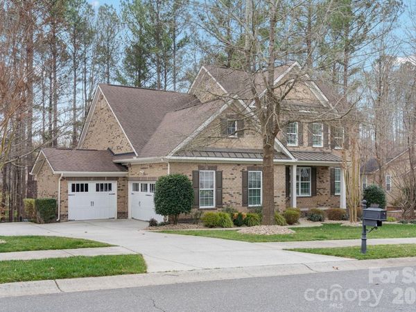 2404 Island Lake Drive, Charlotte, NC 28214