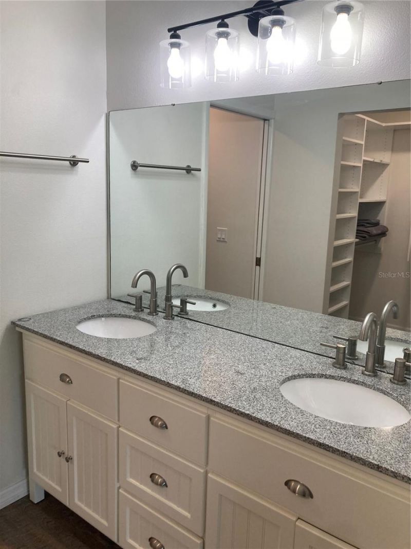 619 Spring Lakes Boulevard, Bradenton, FL 34210 Photo