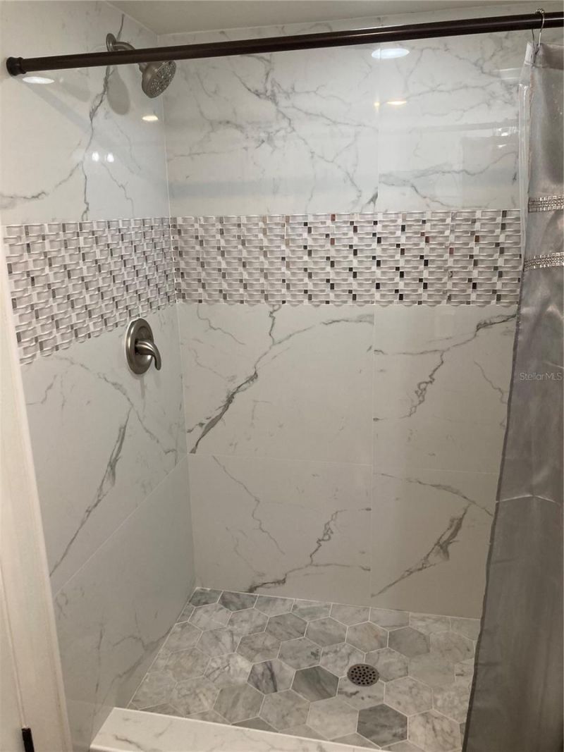 619 Spring Lakes Boulevard, Bradenton, FL 34210 Photo