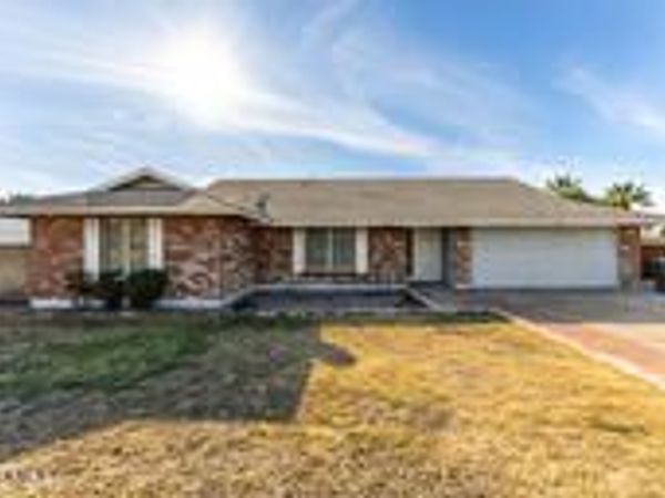 4415 W CALAVAR Road, Glendale, AZ 85306