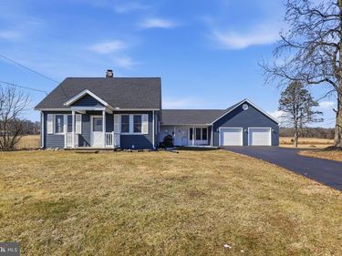 5810 OLD HARRISBURG ROAD, YORK SPRINGS, PA 17372