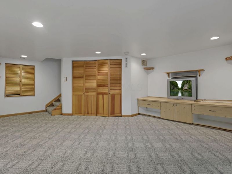 5927 Whitehaven Drive, Galloway, OH 43119 Photo 21