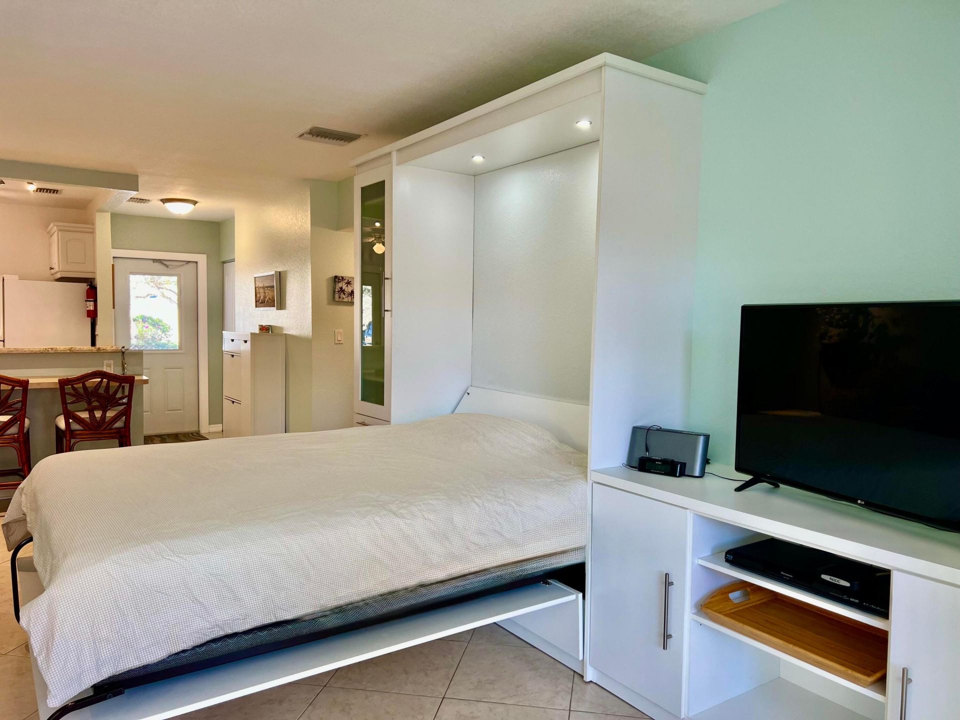 5151 W Oakland Park Boulevard, Unit 110, Lauderdale Lakes, FL 33313 Photo