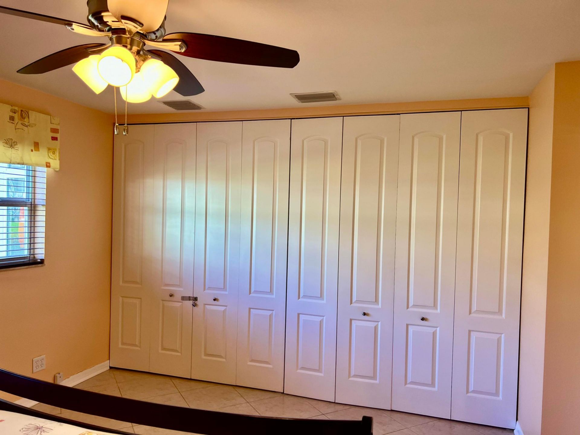 5151 W Oakland Park Boulevard, Unit 110, Lauderdale Lakes, FL 33313 Photo