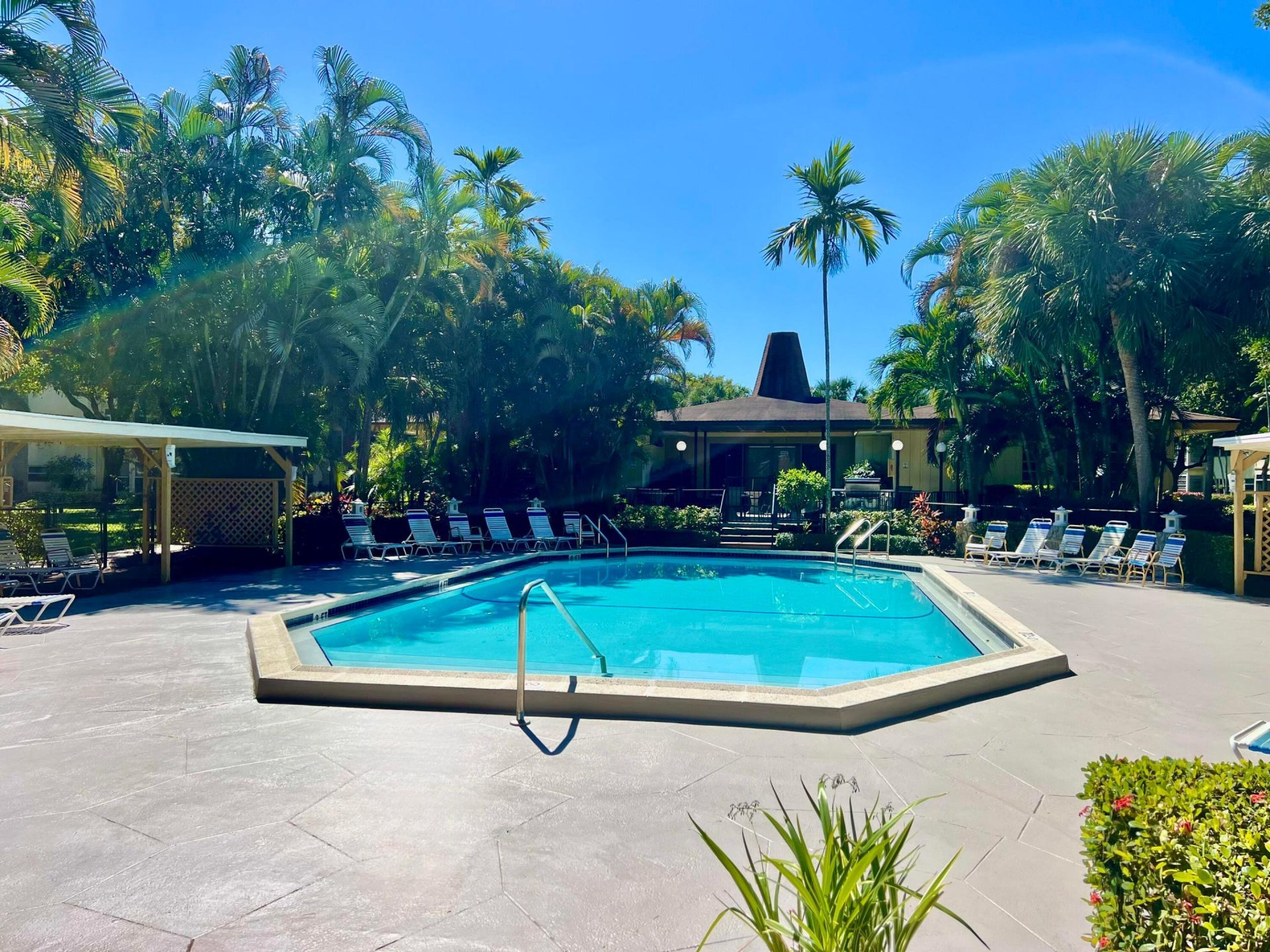 5151 W Oakland Park Boulevard, Unit 110, Lauderdale Lakes, FL 33313 Photo