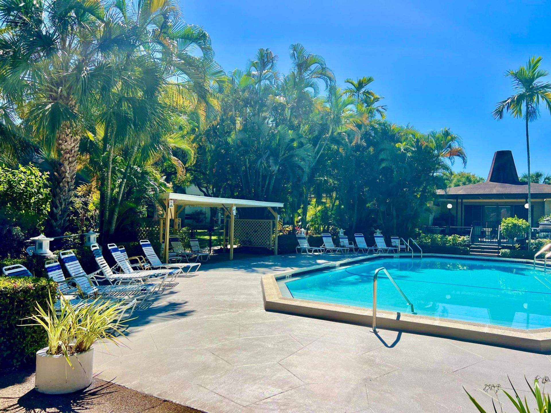 5151 W Oakland Park Boulevard, Unit 110, Lauderdale Lakes, FL 33313 Photo