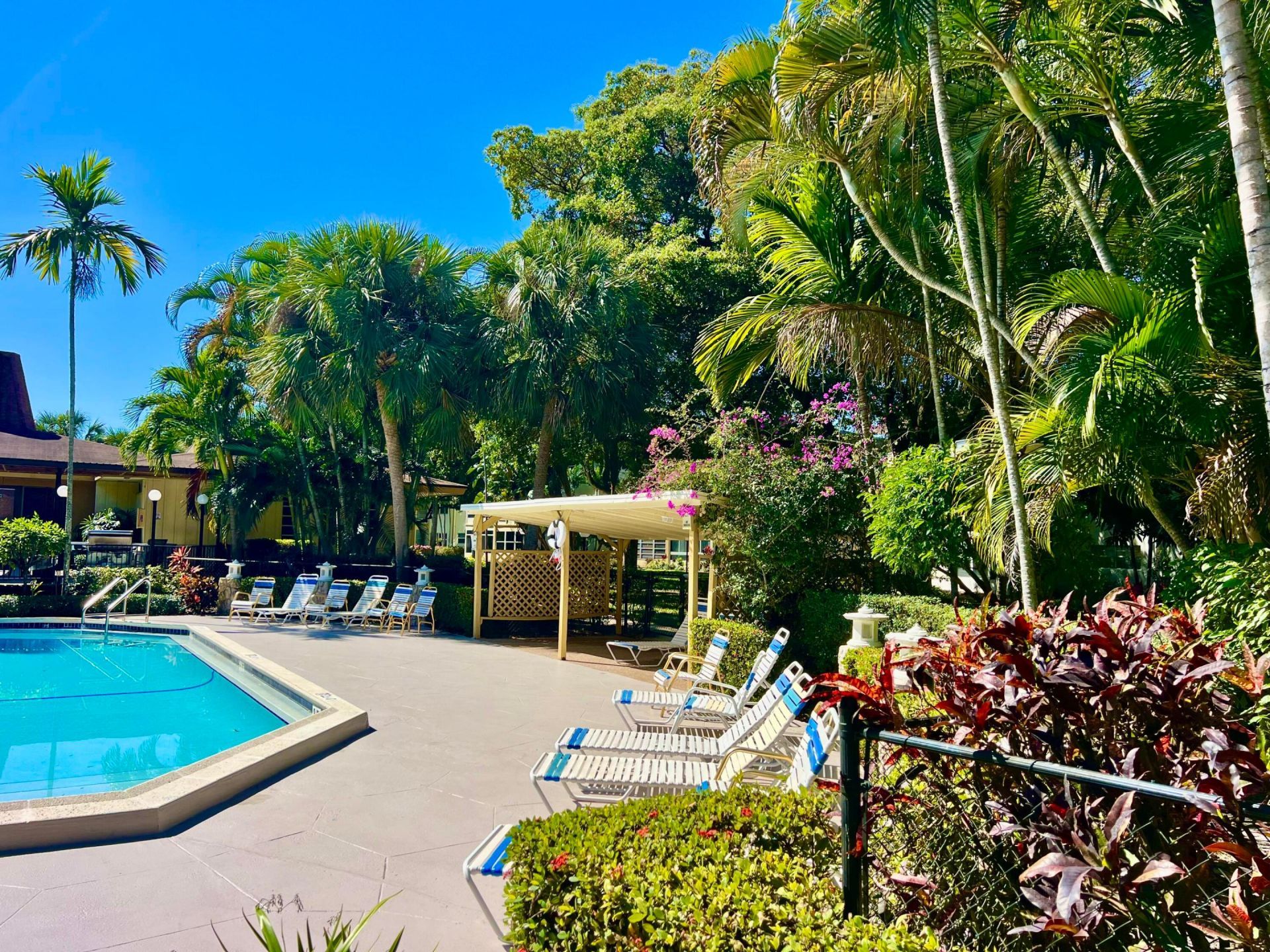 5151 W Oakland Park Boulevard, Unit 110, Lauderdale Lakes, FL 33313 Photo