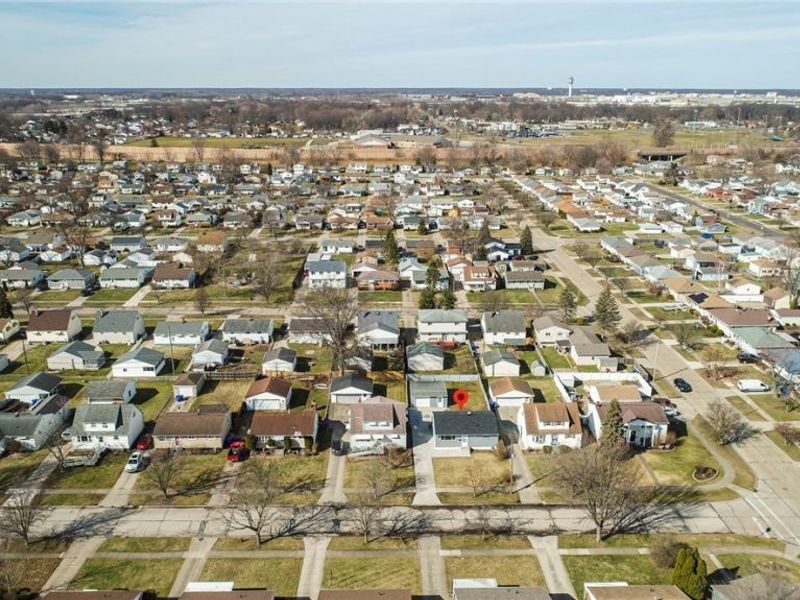 6330 Ledgebrook Drive, Brook Park, OH 44142 Photo 26