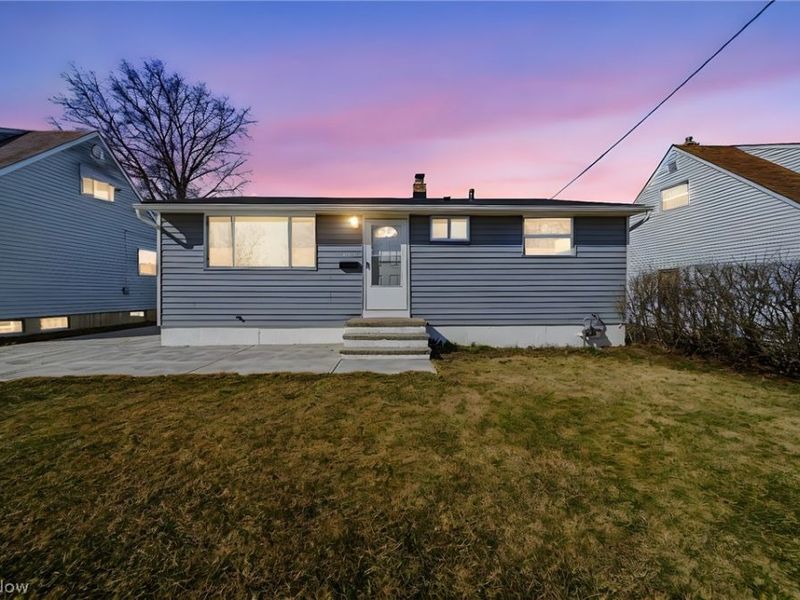 6330 Ledgebrook Drive, Brook Park, OH 44142 Photo 3