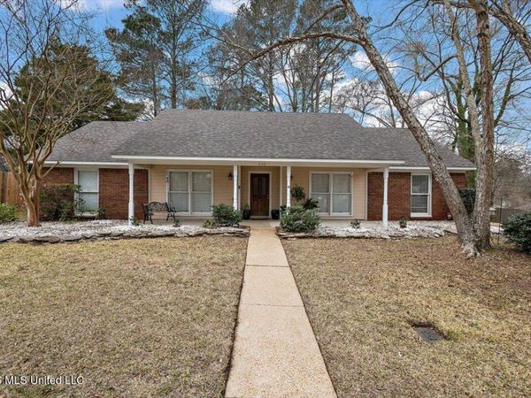 939 Tenby Drive, Brandon, MS 39047