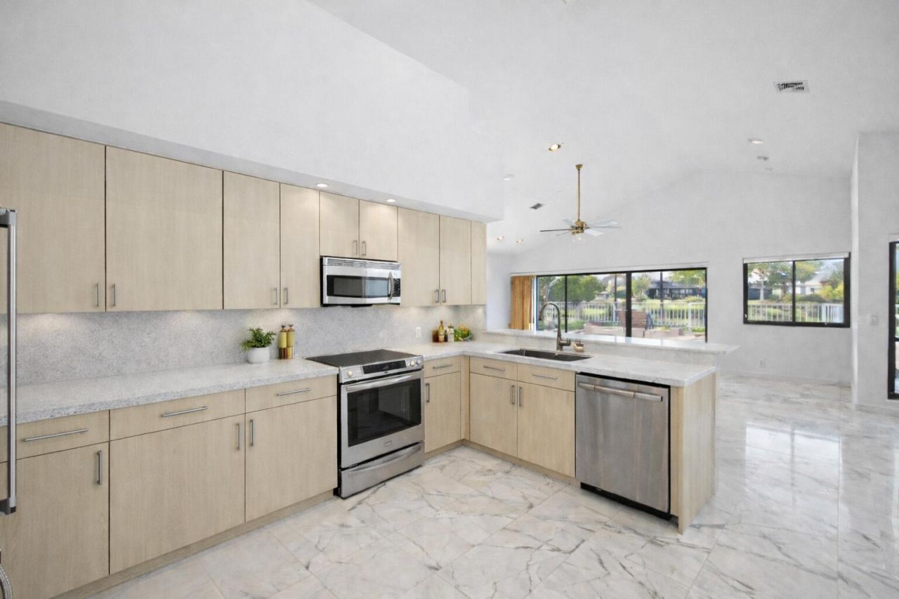 10747 Stonebridge Boulevard, Boca Raton, FL 33498 Photo