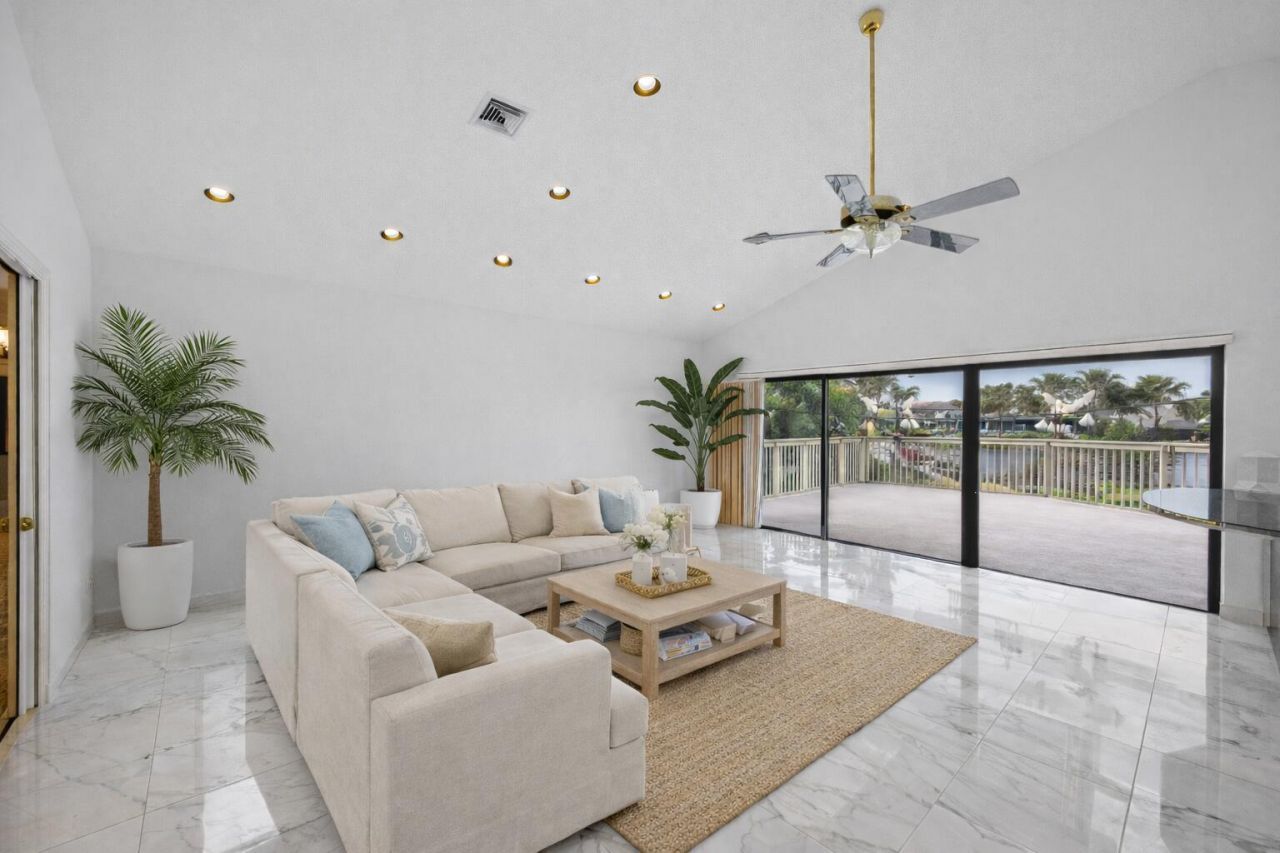 10747 Stonebridge Boulevard, Boca Raton, FL 33498 Photo