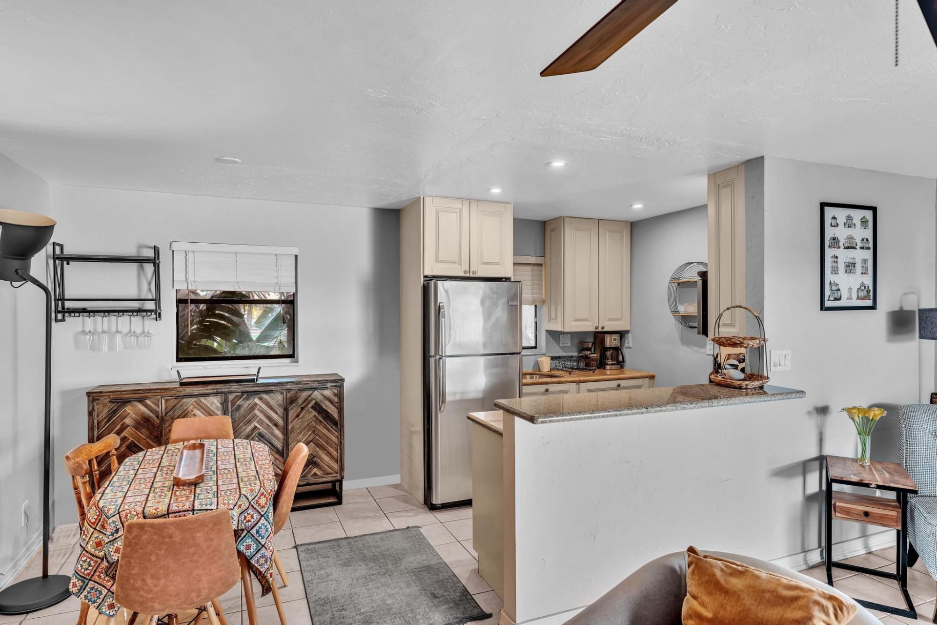 1826 N Dixie Highway, Unit 204, Fort Lauderdale, FL 33305 Photo