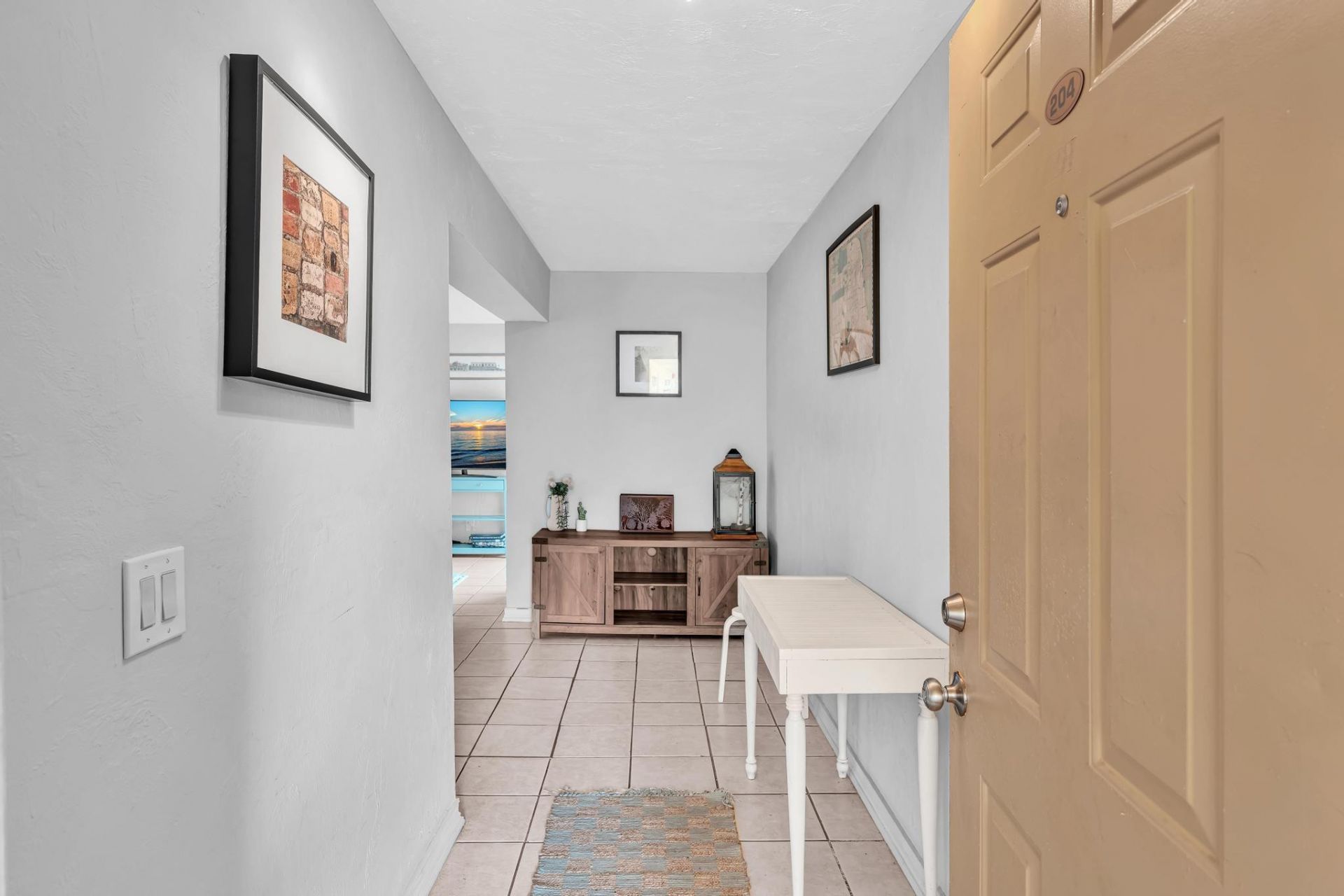 1826 N Dixie Highway, Unit 204, Fort Lauderdale, FL 33305 Photo