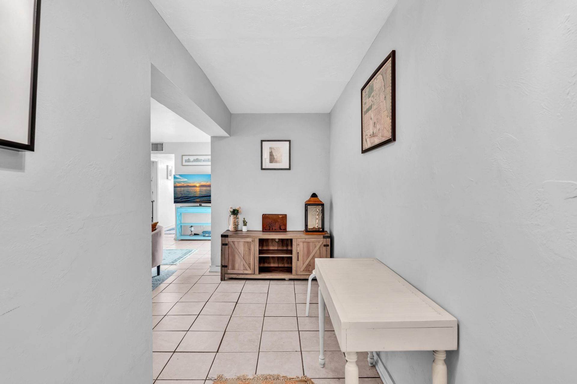 1826 N Dixie Highway, Unit 204, Fort Lauderdale, FL 33305 Photo