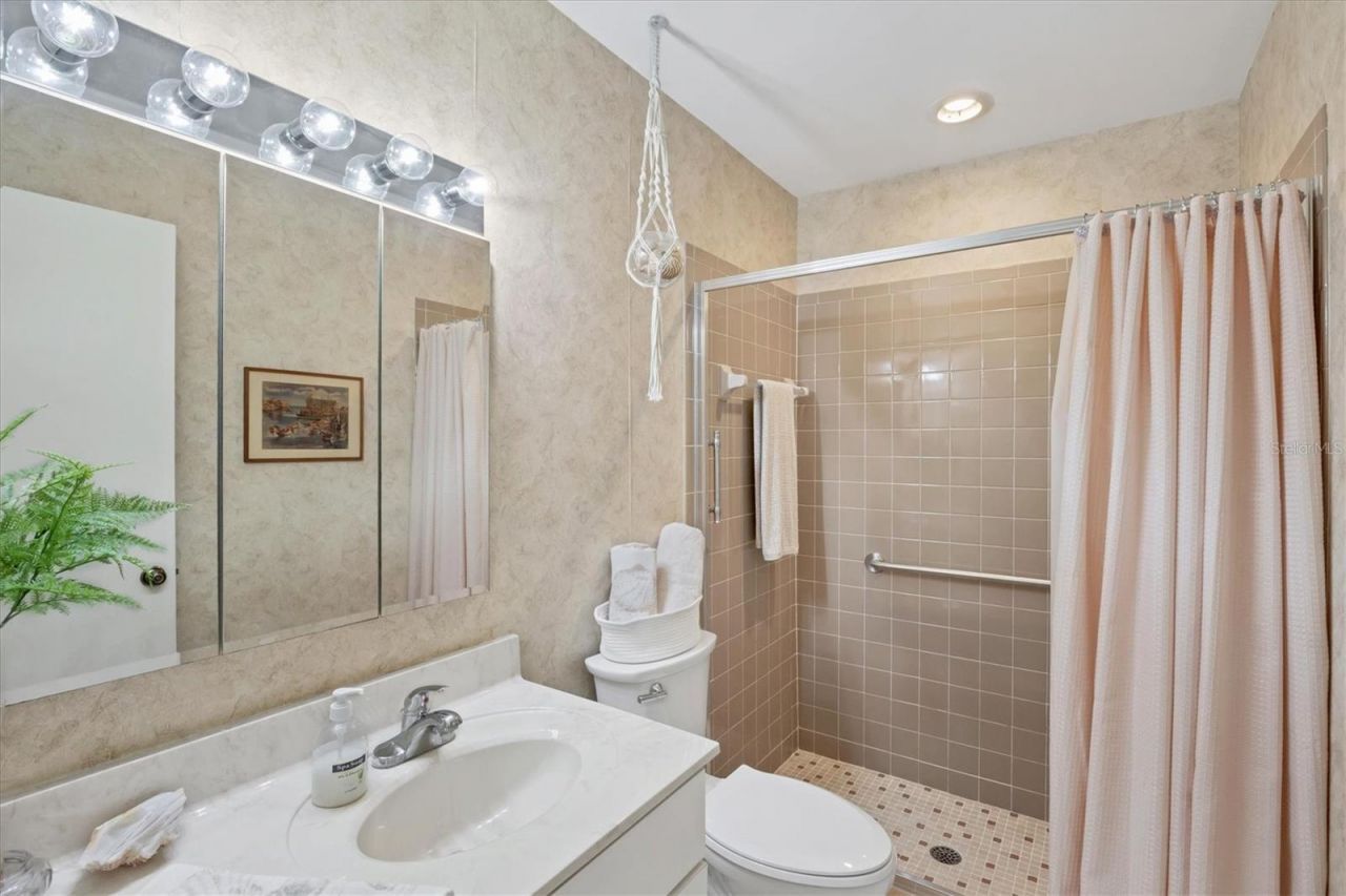 6650 Schooner Bay Circle, Unit 6650, Sarasota, FL 34231 Photo