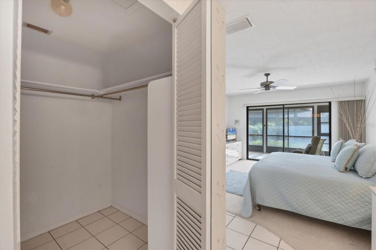 6650 Schooner Bay Circle, Unit 6650, Sarasota, FL 34231 Photo