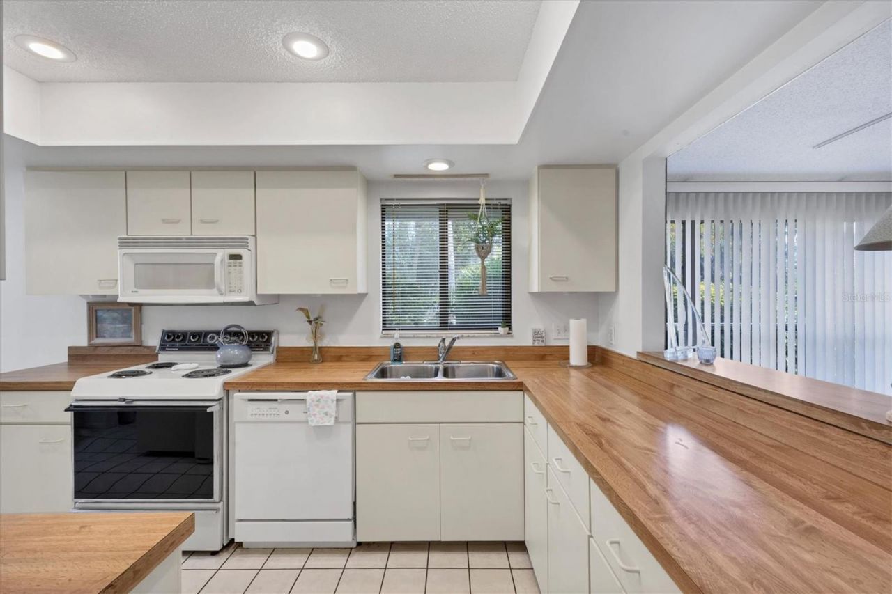 6650 Schooner Bay Circle, Unit 6650, Sarasota, FL 34231 Photo