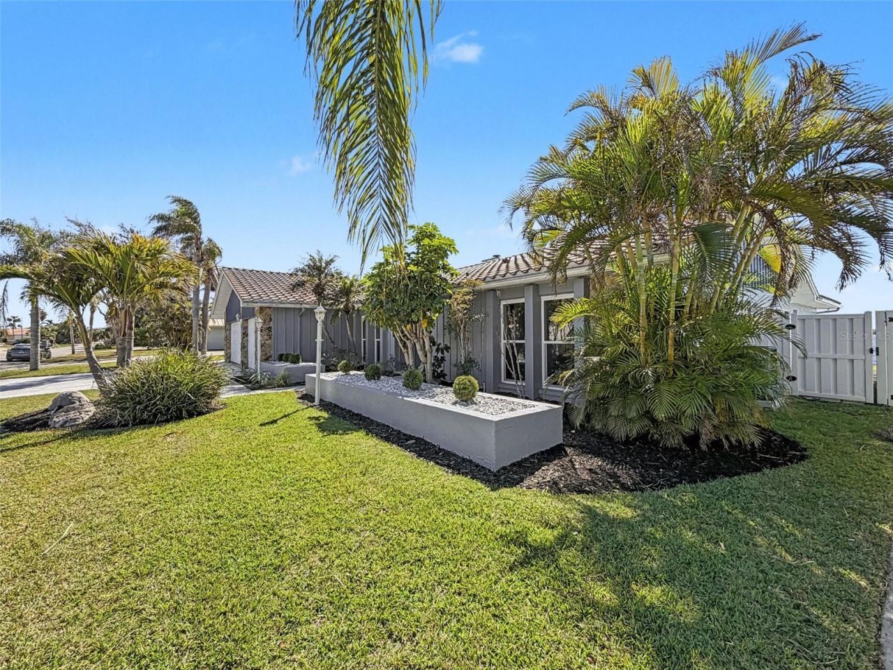 4936 Southshore Drive, New Port Richey, FL 34652 Photo